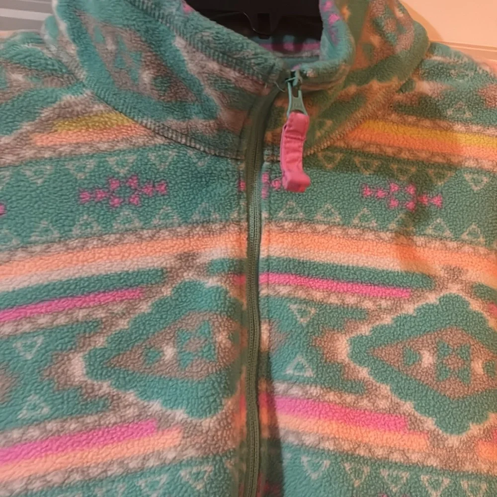 Chubbie size small pullover - Picture 3 of 4